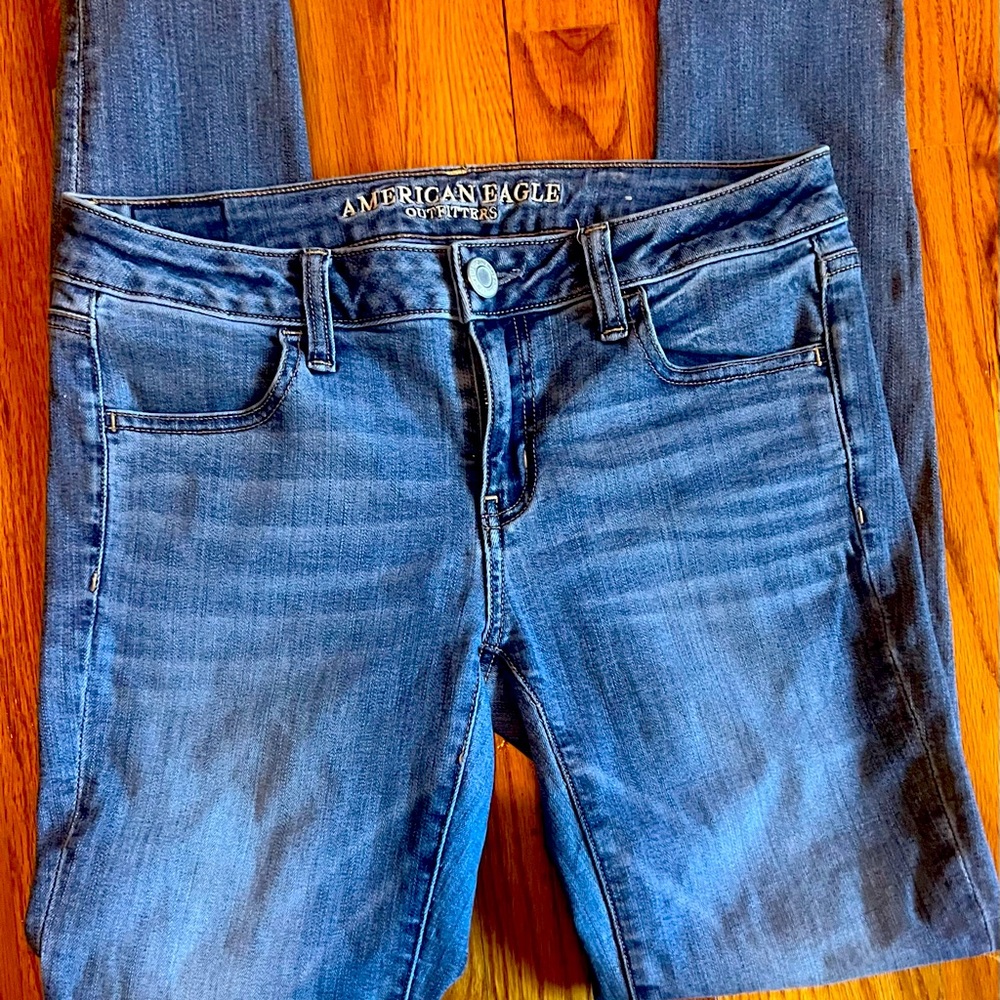 Super stretch size 8, long American Eagle jeans